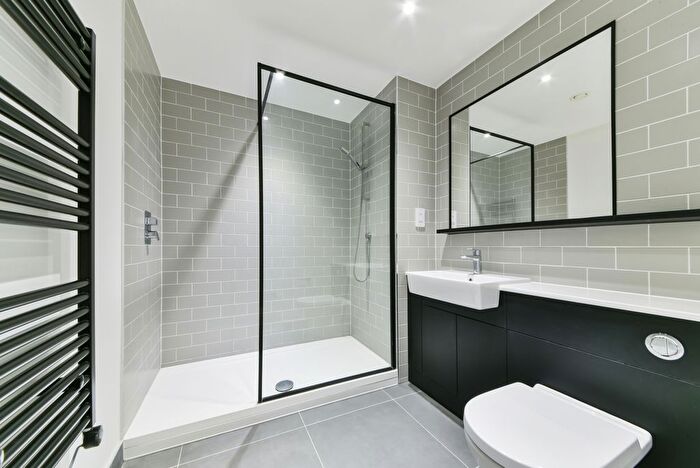 1 Bedroom Flat To Rent In Beaufort Square, Beaufort Park, Colindale, London, NW9