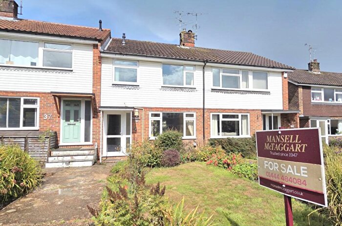 3 Bedroom Terraced House For Sale In Fieldway, Lindfield, RH16