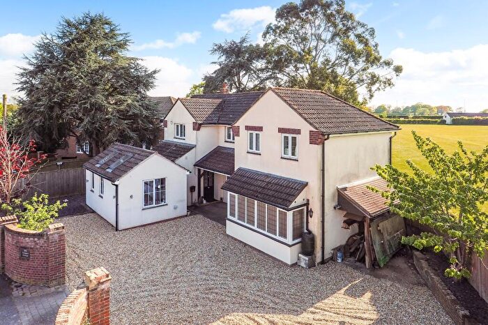 5 Bedroom Detached House For Sale In Hunts Pond Road, Titchfield Common, PO14