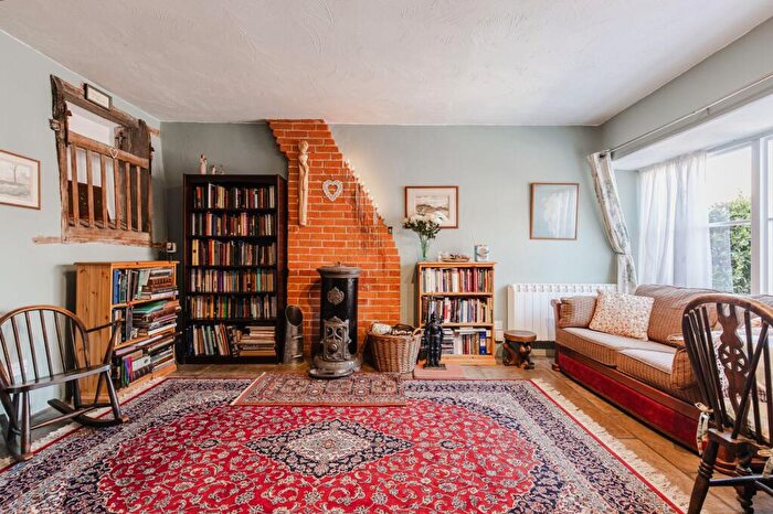 2 Bedroom Cottage For Sale In Walsingham, NR22