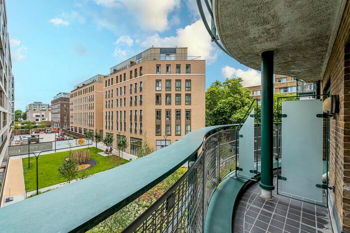 2 Bedroom Flat To Rent In Beckford Close, Warwick Road, London, W14