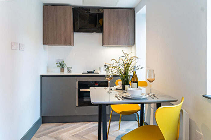 Studio To Rent In Great Ancoats Street, M4