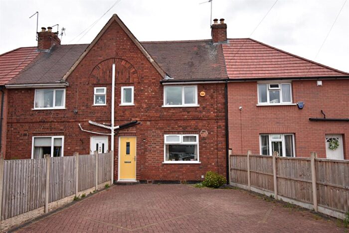 3 Bedroom Terraced House For Sale In Albert Avenue, Nottingham, NG9