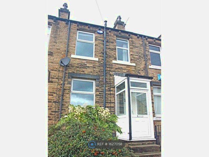 2 Bedroom Terraced House To Rent In Haywood Avenue, Marsh, Huddersfield, HD3