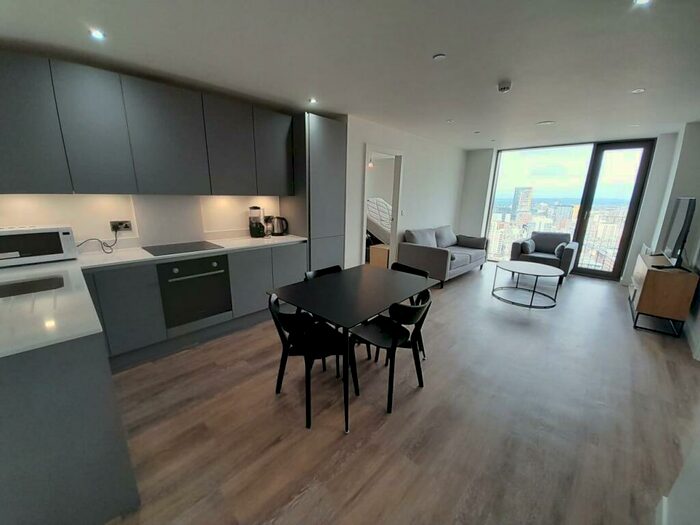 2 Bedroom Apartment To Rent In Store Street, Manchester, M1