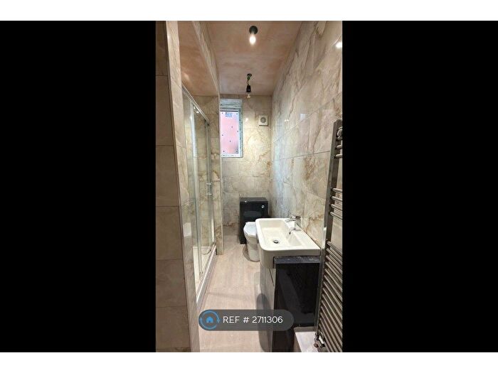 1 Bedroom Flat To Rent In Above, Dudley, DY2