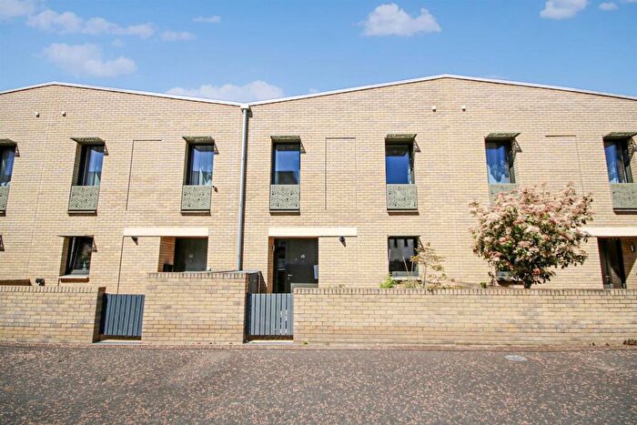 3 Bedroom Terraced House For Sale In Wild Apple Close, Norwich, NR5