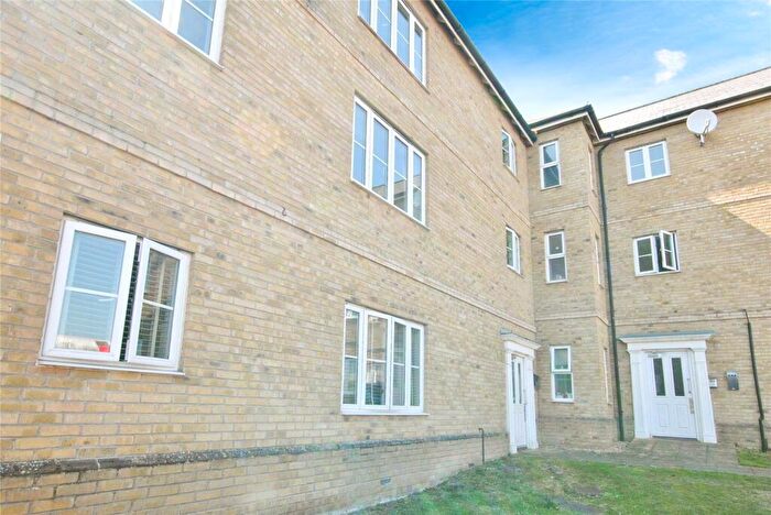 2 Bedroom Apartment To Rent In Wickham Crescent, Braintree, CM7