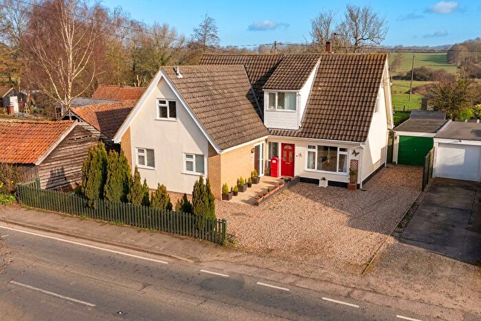 4 Bedroom Detached House For Sale In Low Street, Oakley, Diss, IP21