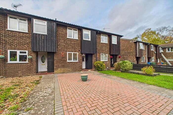 3 Bedroom Terraced House To Rent In Greenham Wood, Bracknell, Berkshire, RG12