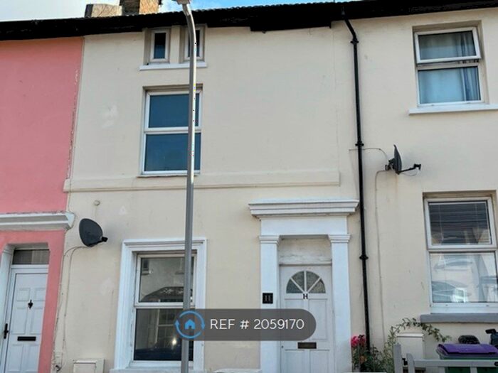 3 Bedroom Terraced House To Rent In Harvey Street, Folkestone, CT20