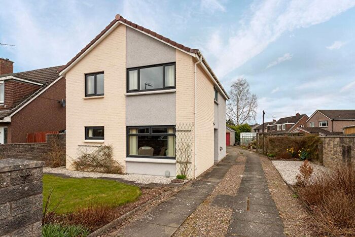 4 Bedroom Detached House For Sale In Sutherland Drive, Kinross, KY13