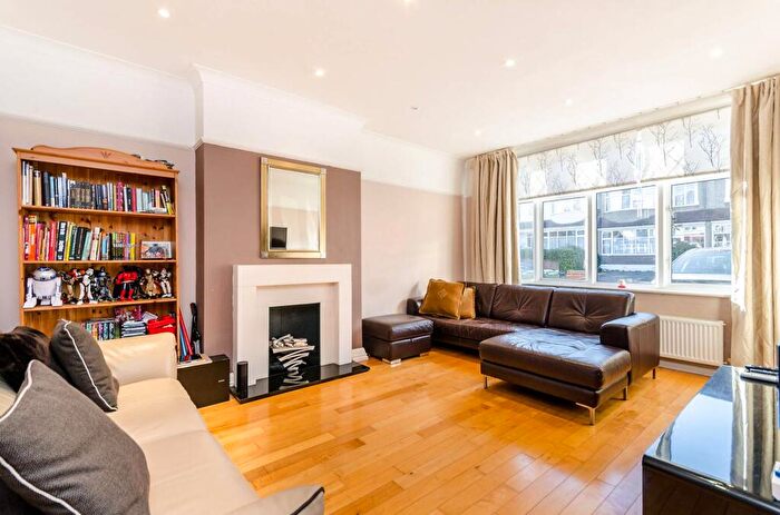 4 Bedroom Terraced House To Rent In Eden Way, Eden Park, Beckenham, BR3