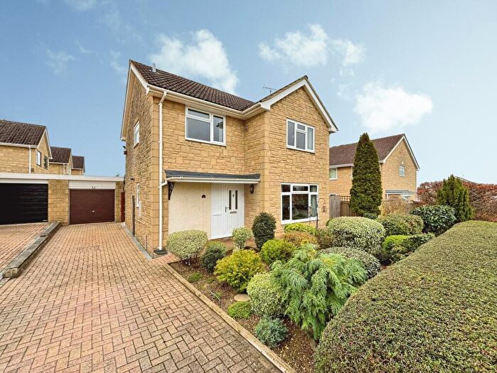 3 Bedroom Detached House For Sale In Piccadilly Way, Prestbury, Cheltenham, GL52