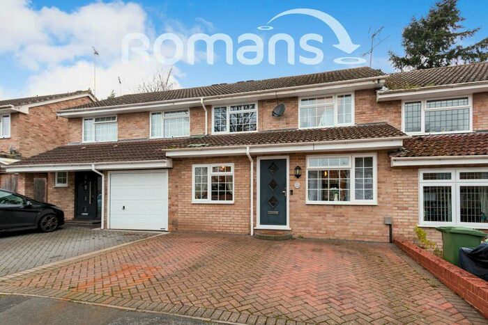 3 Bedroom Terraced House To Rent In Greenhaven, Yateley, GU46