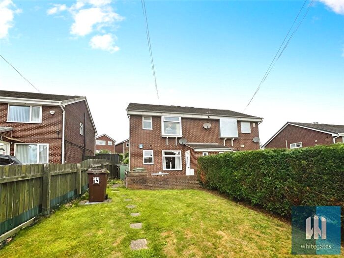 1 Bedroom Flat To Rent In Woodlands Close, Bradley, Huddersfied, HD2