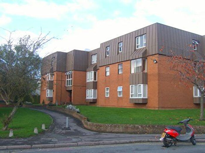 1 Bedroom Flat To Rent In Vicarage Court, Gloucester, GL3