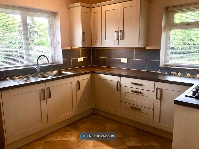 2 Bedroom Flat To Rent In Barker Street, Nantwich, CW5