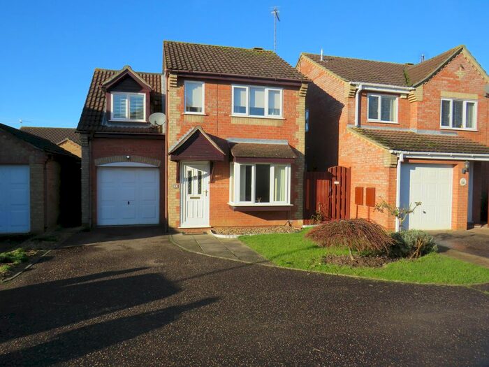 3 Bedroom Detached House To Rent In Wensum Close, Watlington, King's Lynn, PE33
