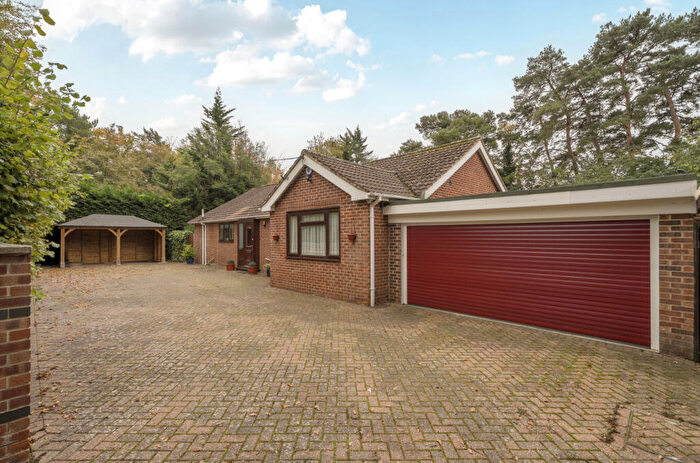3 Bedroom Bungalow For Sale In Shepherds Lane, Compton, Winchester, Hampshire, SO21