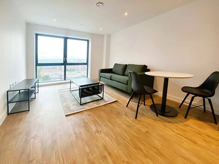 1 Bedroom Apartment To Rent In Phoenix, Saxton Lane, Leeds, LS9