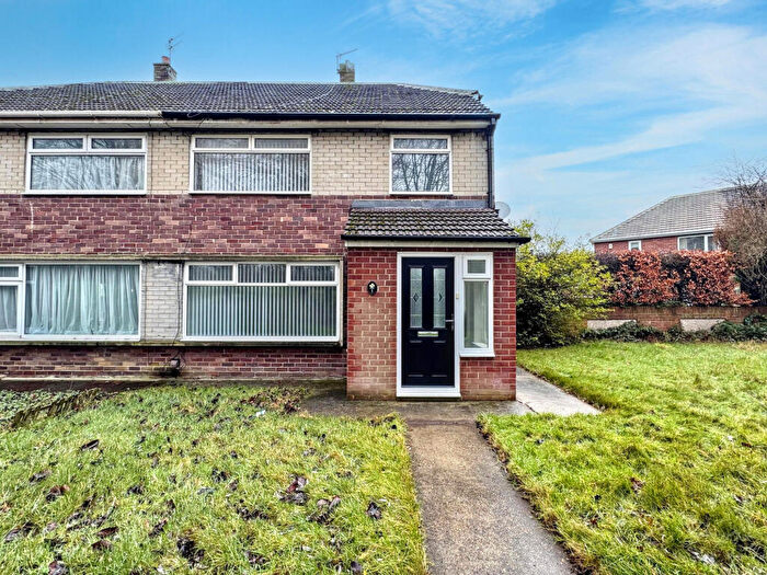 3 Bedroom Semi Detached House For Sale In The Willows, Hebburn, Tyne And Wear, NE31