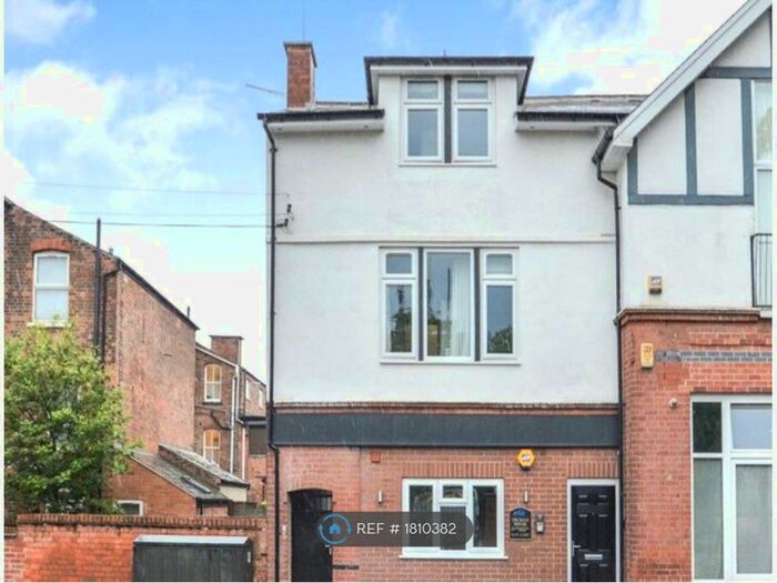 2 Bedroom Flat To Rent In Hucknall Road, Nottingham, NG5