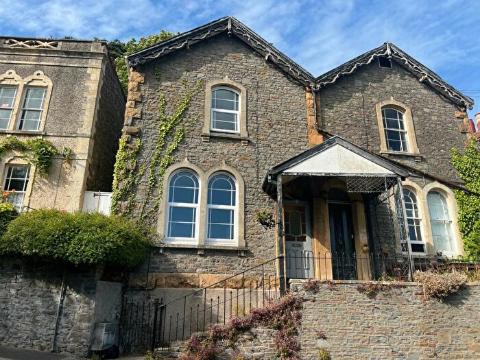 2 Bedroom Cottage To Rent In Highdale Road, Clevedon, North Somerset, BS21