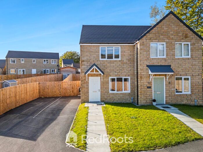 2 Bedroom Semi-Detached House For Sale In Field Mill Close, Halifax, HX2