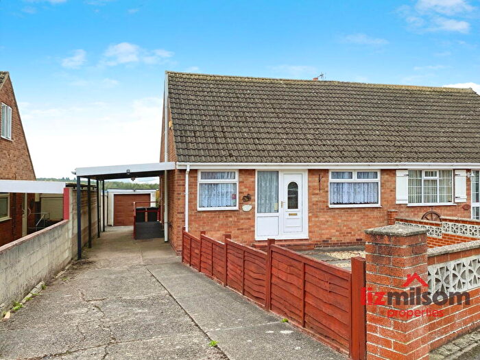 3 Bedroom Semi-Detached Bungalow For Sale In Winchester Drive, Linton, DE12
