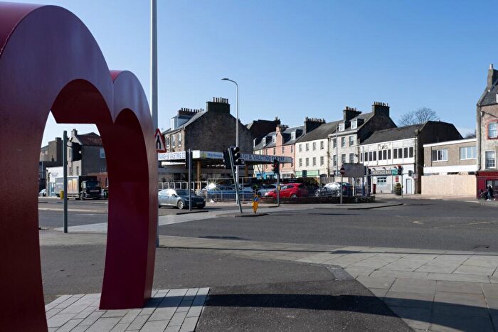 2 Bedroom Flat For Sale In High Street, Kirkcaldy, KY1