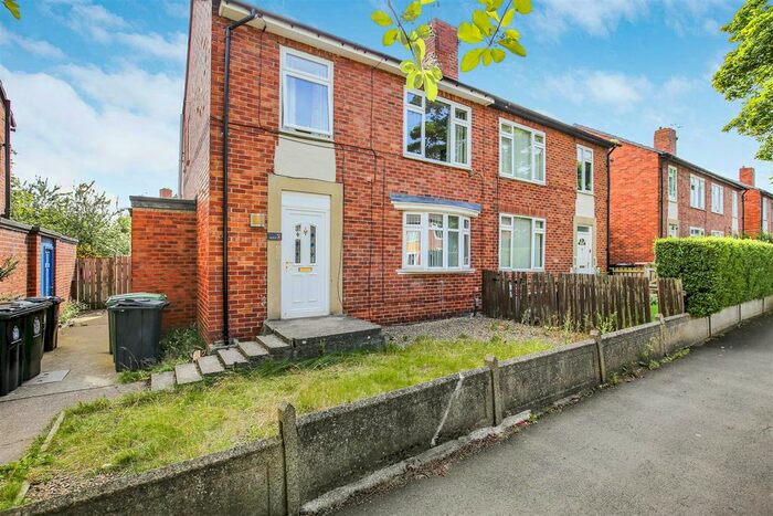 3 Bedroom Semi-Detached House To Rent In Hailsham Avenue, Benton, Newcastle Upon Tyne, NE12