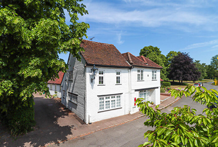 4 Bedroom Detached House For Sale In Church End, Redbourn, St. Albans, AL3