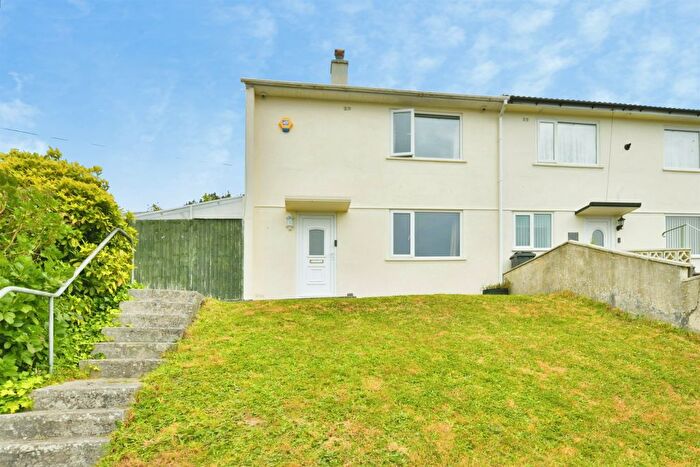 2 Bedroom End Terrace House For Sale In Skardale Gardens, Plymouth, PL6
