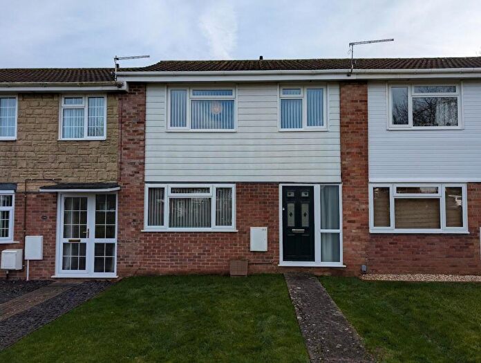 3 Bedroom House For Sale In Littledean, Yate, Bristol, BS37