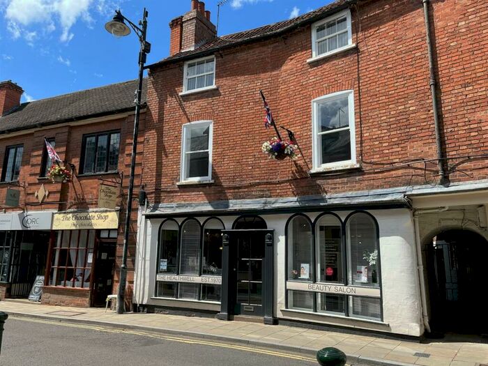 2 Bedroom Apartment To Rent In King Street, Southwell, NG25