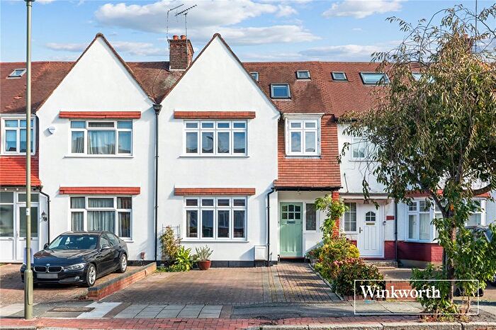 5 Bedroom Terraced House For Sale In Hervey Close, Finchley, London, N3