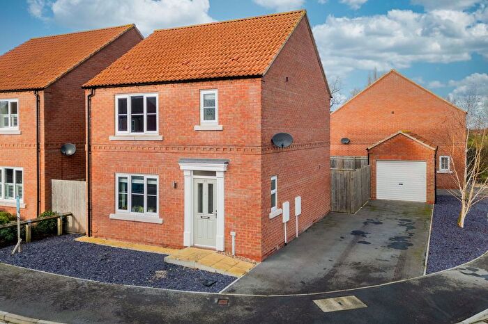 3 Bedroom Detached House For Sale In The Laurels, Barlby, Selby, YO8