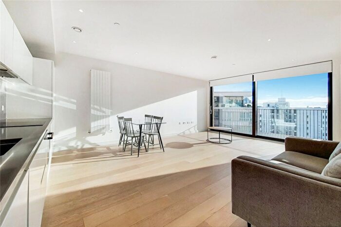 2 Bedroom Flat To Rent In Royal Crest Avenue, London, E16