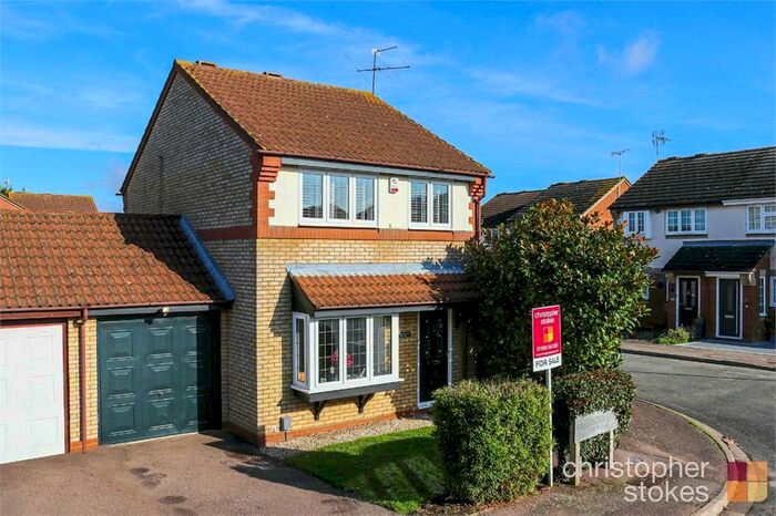 3 Bedroom Link Detached House To Rent In Cassandra Gate, Cheshunt, Cheshunt, EN8