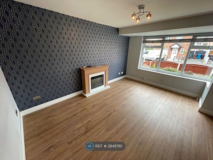 3 Bedroom Terraced House To Rent In Worsley Street, Swinton, Manchester, M27