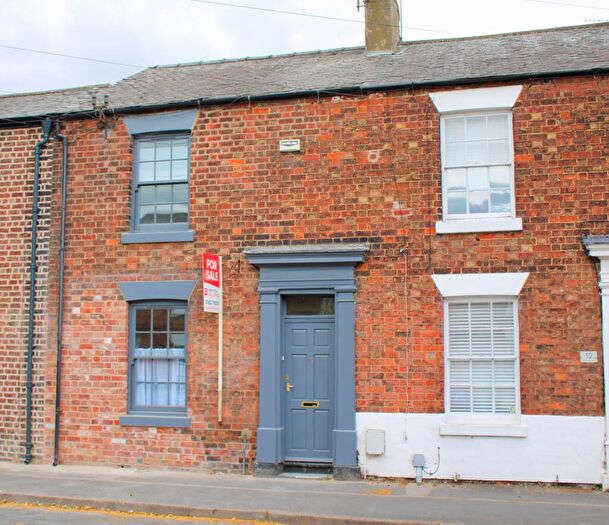 2 Bedroom Terraced House For Sale In Queen Street, Brigg, DN20