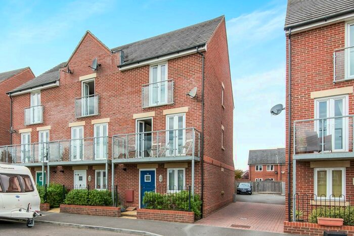 4 Bedroom House To Rent In Somers Way, Eastleigh, Hampshire, SO50