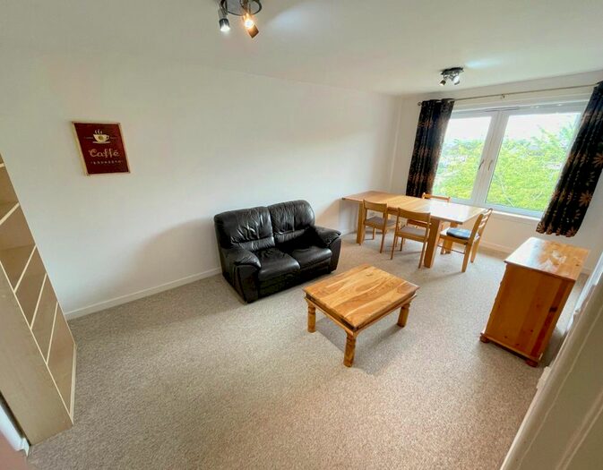 2 Bedroom Flat To Rent In Plane Tree Road, Aberdeen, AB16