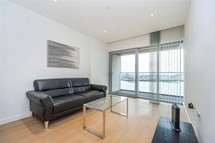 1 Bedroom Flat For Sale In Upper Riverside, Cutter Lane, SE10