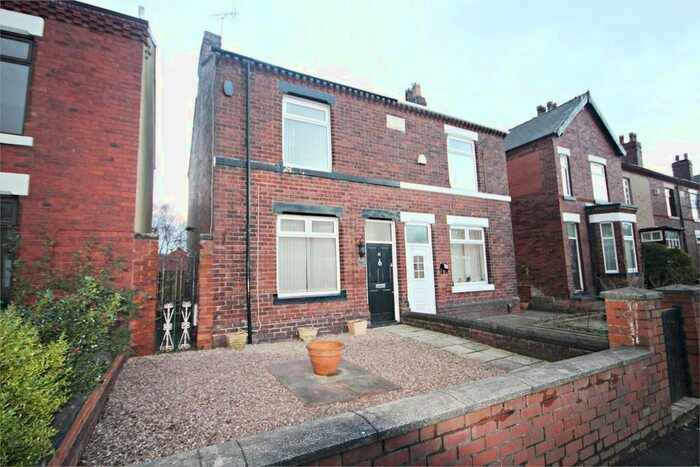 2 Bedroom Semi-Detached House To Rent In Wigan Road, Ashton-In-Makerfield, Wigan, WN4