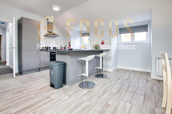 2 Bedroom Flat To Rent In Houlditch Road, LE2