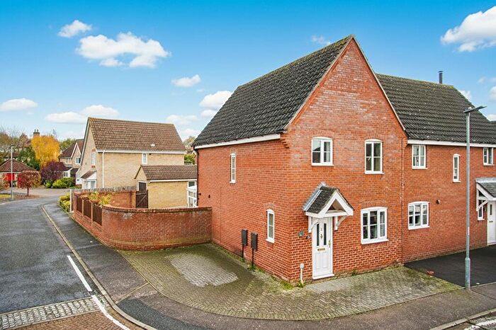 3 Bedroom Semi Detached House For Sale In Fritillary Drive, Wymondham, NR18
