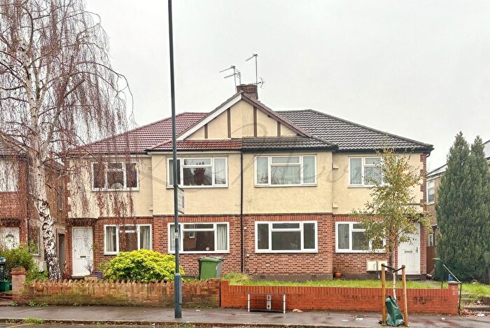 2 Bedroom Flat To Rent In Chambers Lane, London, NW10