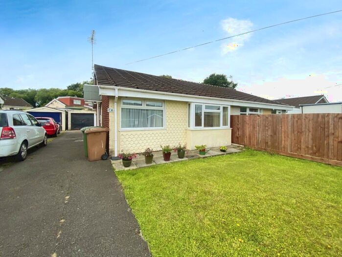 2 Bedroom Bungalow To Rent In Hazel Grove, Caerphilly, CF83